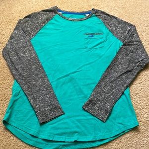 Hollister California Long-sleeved Pullover shirt